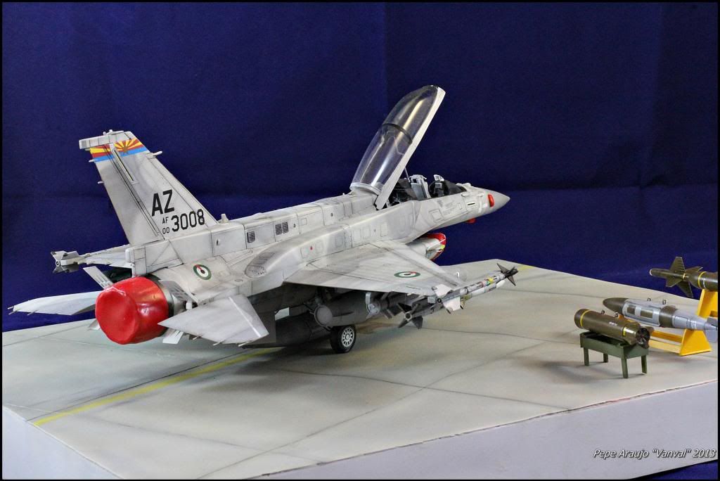 F 16 FALCOM f 16 falcom: