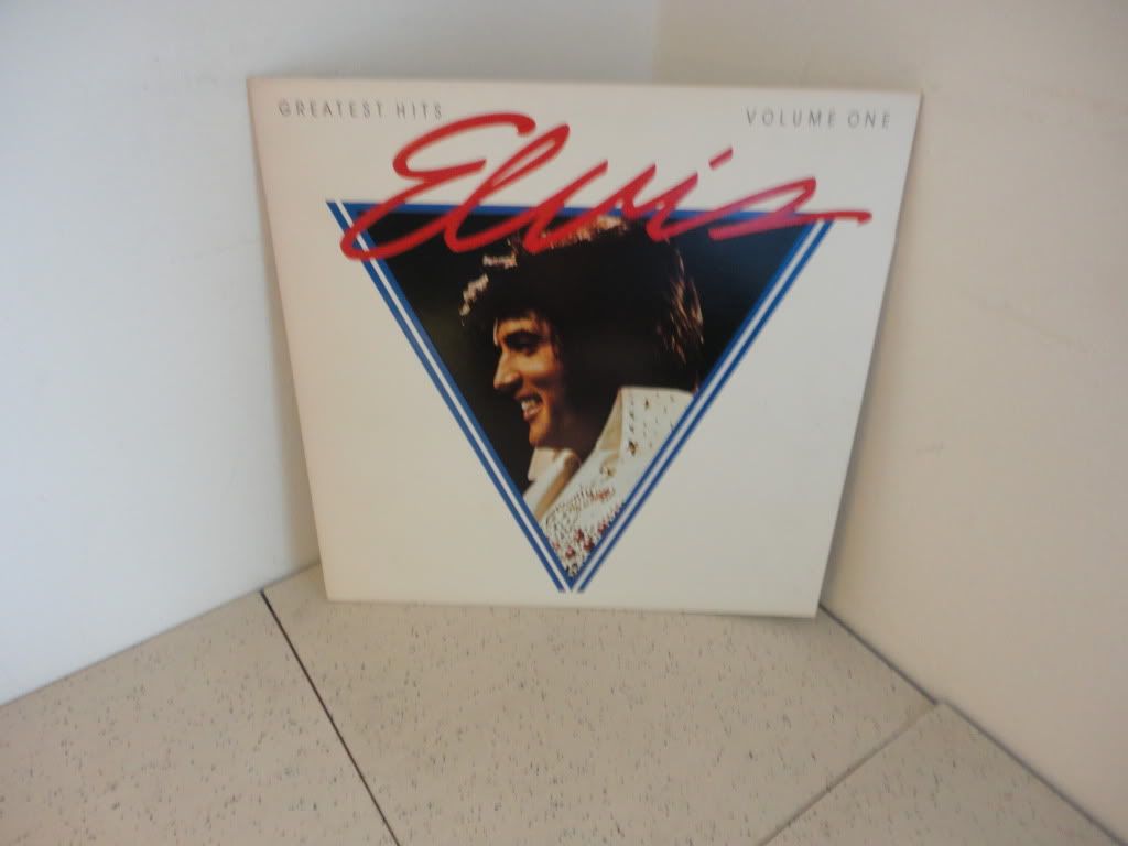Elvis Presley - Greatest Hits Volume 1