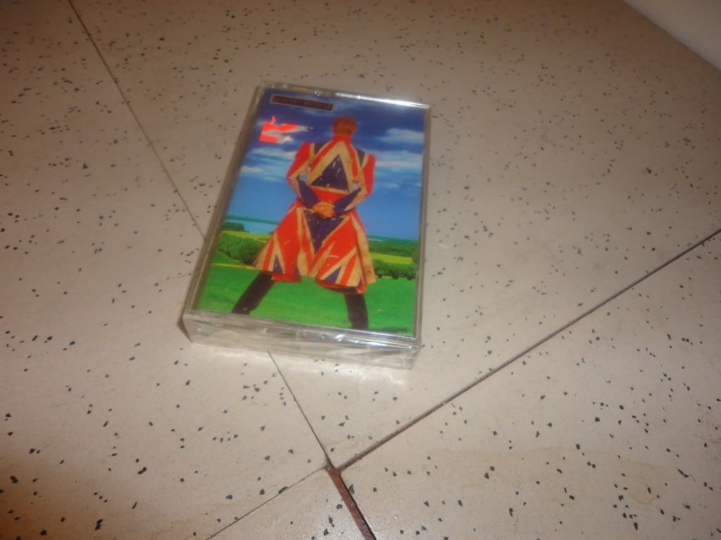 David Bowie -sealed - Eart Hl I Ng