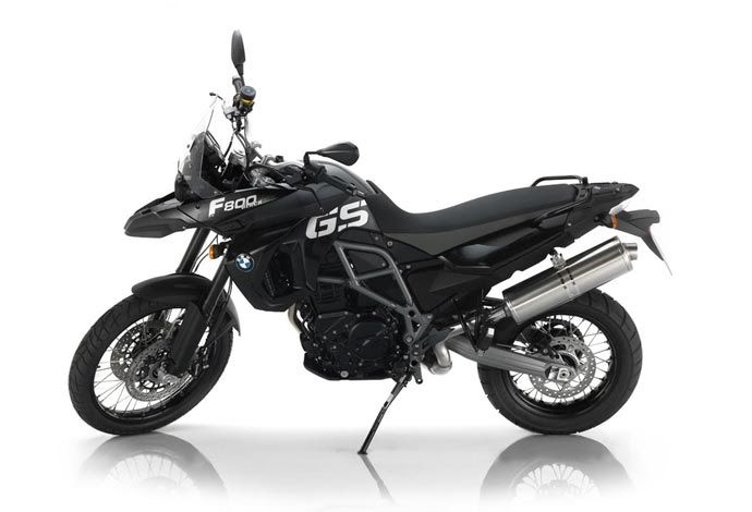 f800gs_tripleblack_690x470.jpg