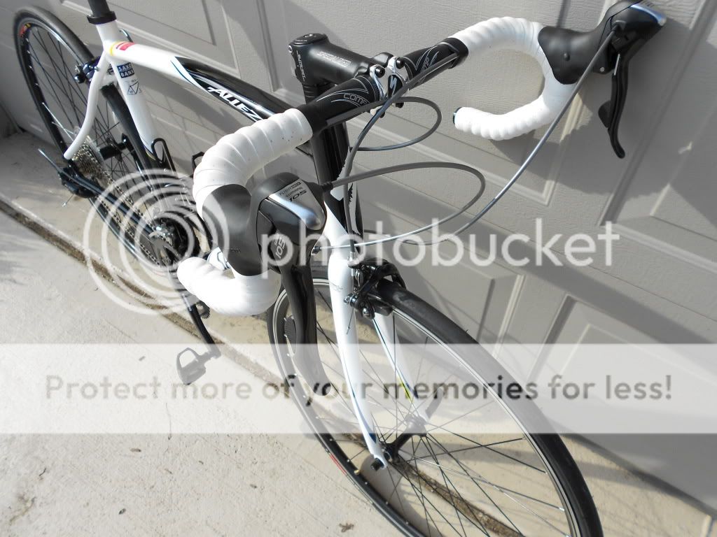 2010 Specialized Allez Elite Compact 105 Road Bike Size 56cm Great 